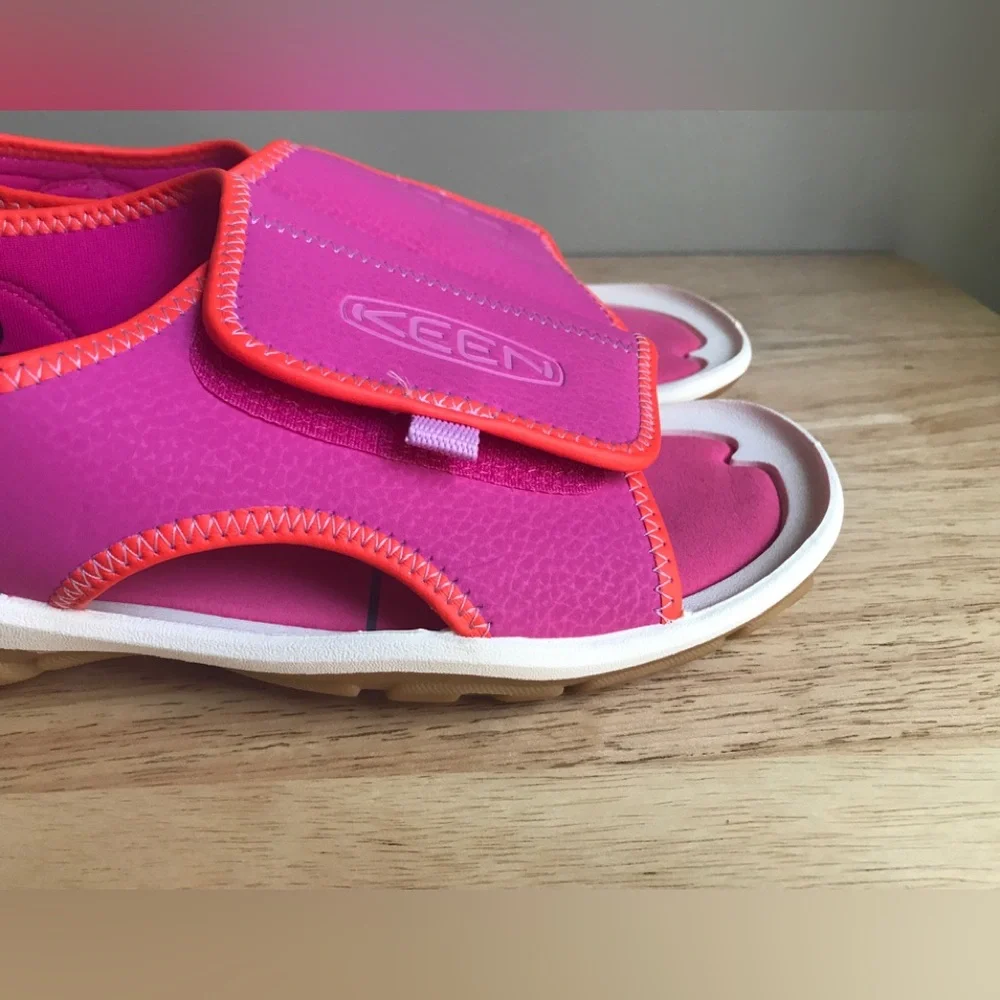 Keen Knotch River Kids Girls Open Toe Sandals Magenta/Lilac Size: US 5 EUR 37
